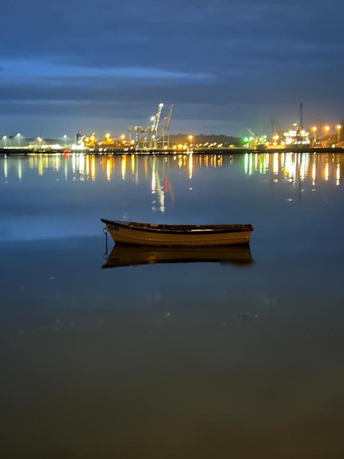 The Lodge, Monkstown Monkstown  Exteriör bild